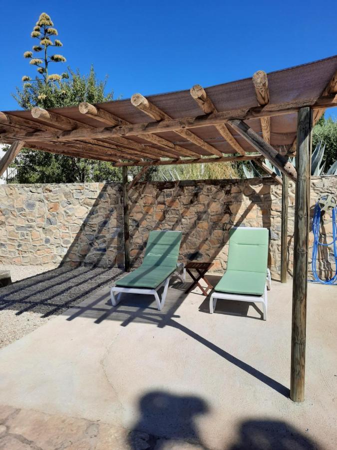 Hacienda La Buena Vida B&B En Appartementen Casita La Bruja Algarinejo Exterior foto